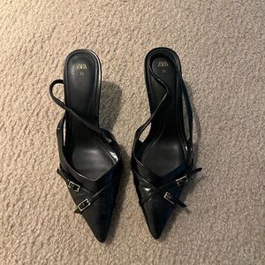 Zara Black Pointed Crisscross Slingback Heels